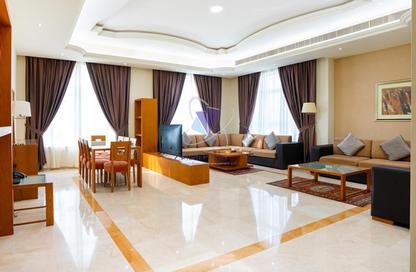 Apartment - 3 - 4 for rent in Vision Twin Towers - Al Najda Street - Abu Dhabi