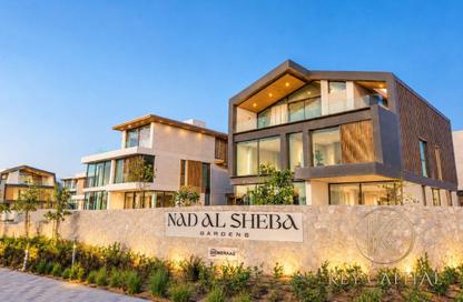 Villa - 4 - 5 for sale in Nad Al Sheba Gardens 3 - Nad Al Sheba Gardens - Nad Al Sheba 1 - Nad Al Sheba - Dubai