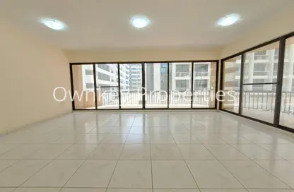 Apartment - 3 Bedrooms - 2 Bathrooms for rent in Golden Sands 1 - Mankhool - Bur Dubai - Dubai