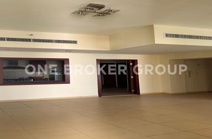 Apartment - 3 Bedrooms - 3 Bathrooms for rent in Rimal 3 - Rimal - Jumeirah Beach Residence - Dubai