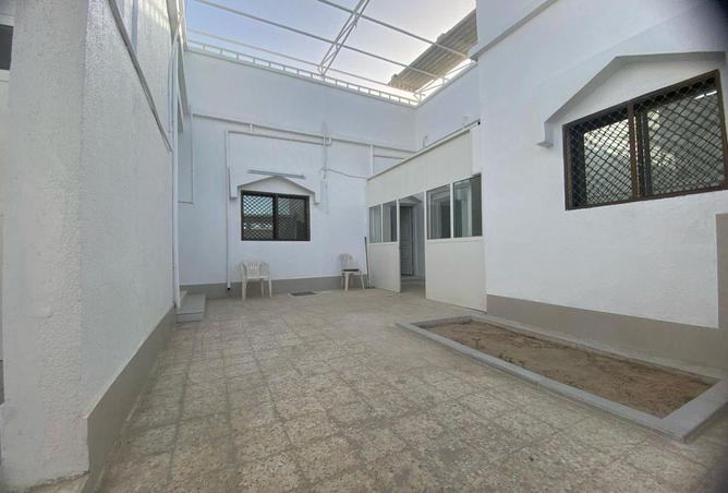 100827071 - Property Main Image