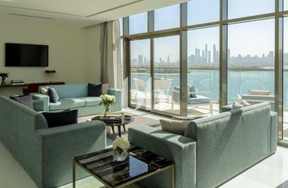 Apartment - 3 - 4 for rent in Th8 Palm Hotel Apartments - The Crescent - Palm Jumeirah - Dubai