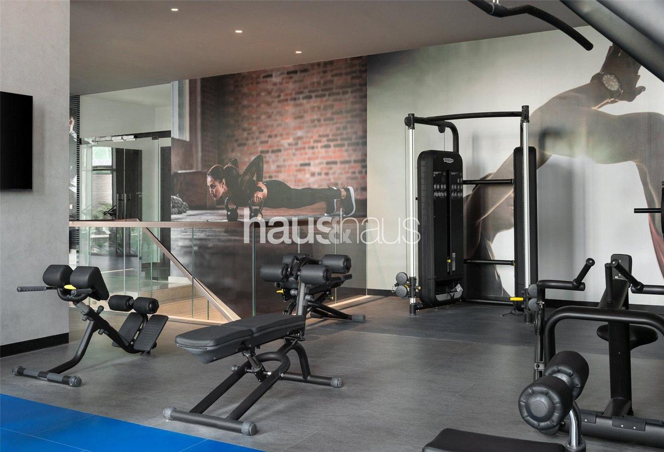 Bills Inc. | World Class Amenities | Serviced photo 10