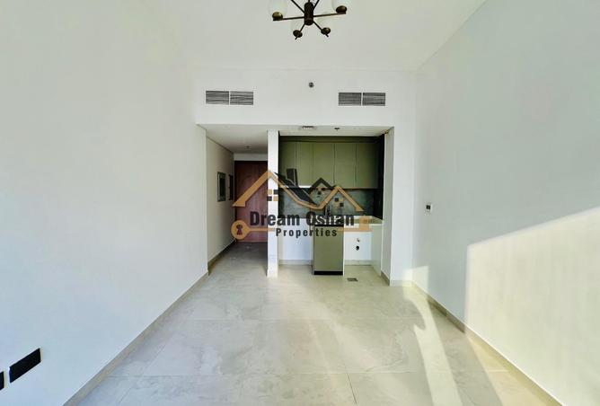 121121637 - Property Main Image