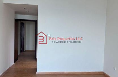 Apartment - 2 Bedrooms - 4 Bathrooms for rent in Corniche Tower - Ajman Corniche Road - Ajman Apartment - 2 Bedrooms - 4 Bathrooms for rent in Corniche Tower - Ajman Corniche Road - Ajman
