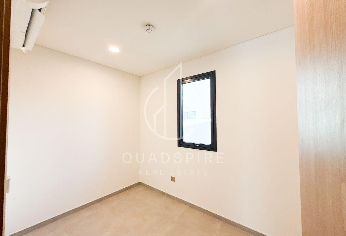 Single Row 5BR+Maid | Private Garden | Brand New photo 7