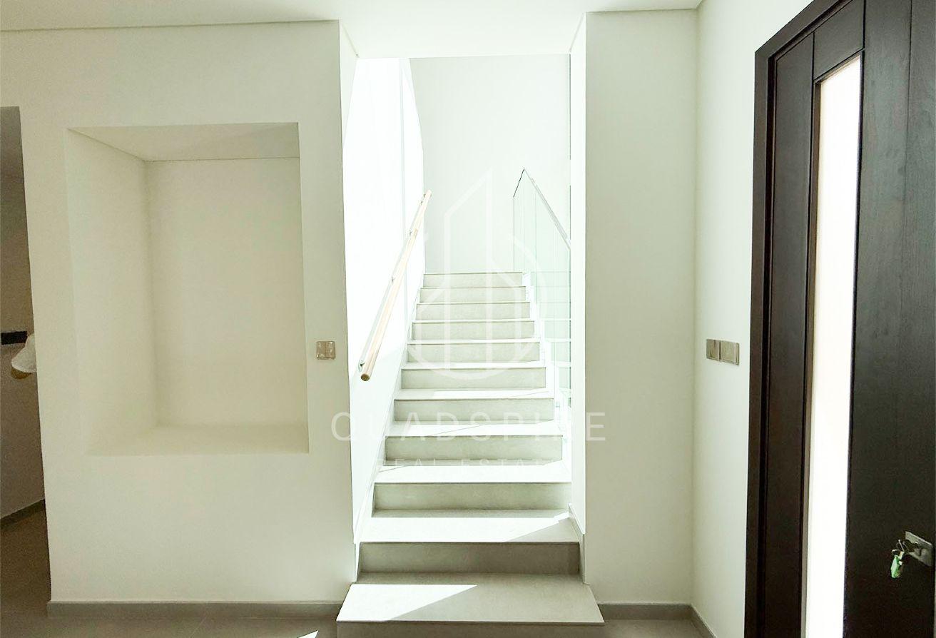Single Row 5BR+Maid | Private Garden | Brand New photo 13