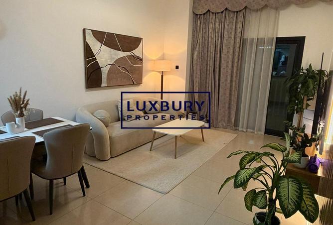 Centrium Tower 2 | 1 غرفة نوم مع إطلالة معلم