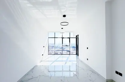 شقة - 2 غرف نوم - 2 حمامات للايجار في رويال ريجينسي - الخليج التجاري - دبي