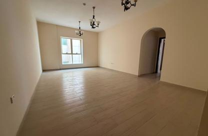 Apartment - 2 - 3 for rent in Muwailih Building - Muwaileh - Sharjah