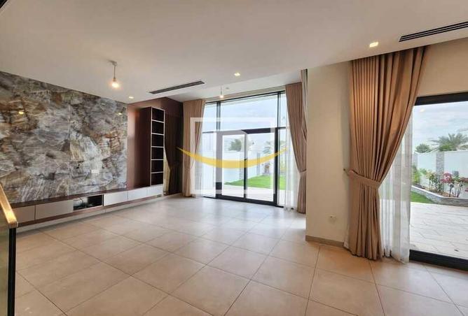 60533245 - Property Image 3