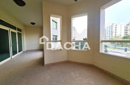 Apartment - 2 Bedrooms - 2 Bathrooms for rent in Al Hamri - Shoreline Apartments - Palm Jumeirah - Dubai