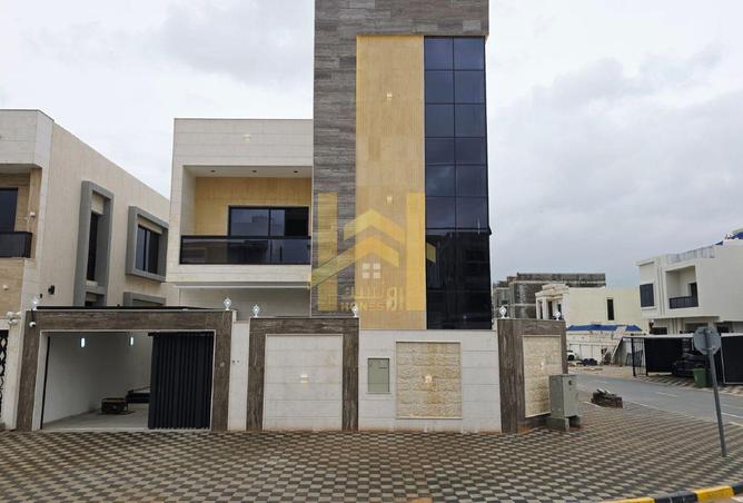 81118123 - Property Image 2