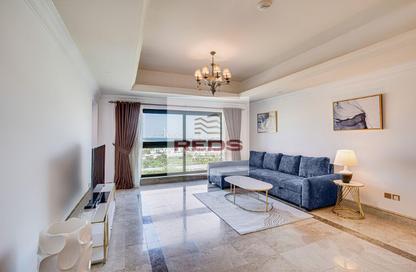 Apartment - 1 Bedroom - 2 Bathrooms for rent in The Fairmont Palm Residence South - The Fairmont Palm Residences - Palm Jumeirah - Dubai