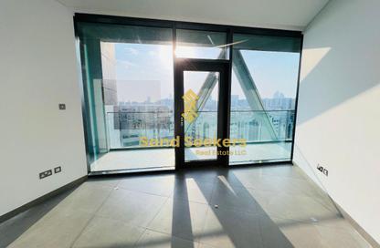 Apartment - 2 - 3 for rent in Water Front Tower A - Waterfront Residential Towers - Tourist Club Area - Abu Dhabi