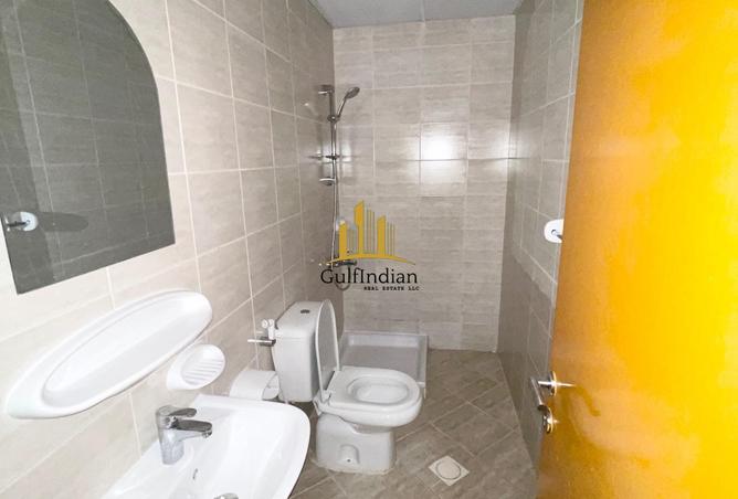127028596 - Property Image 3