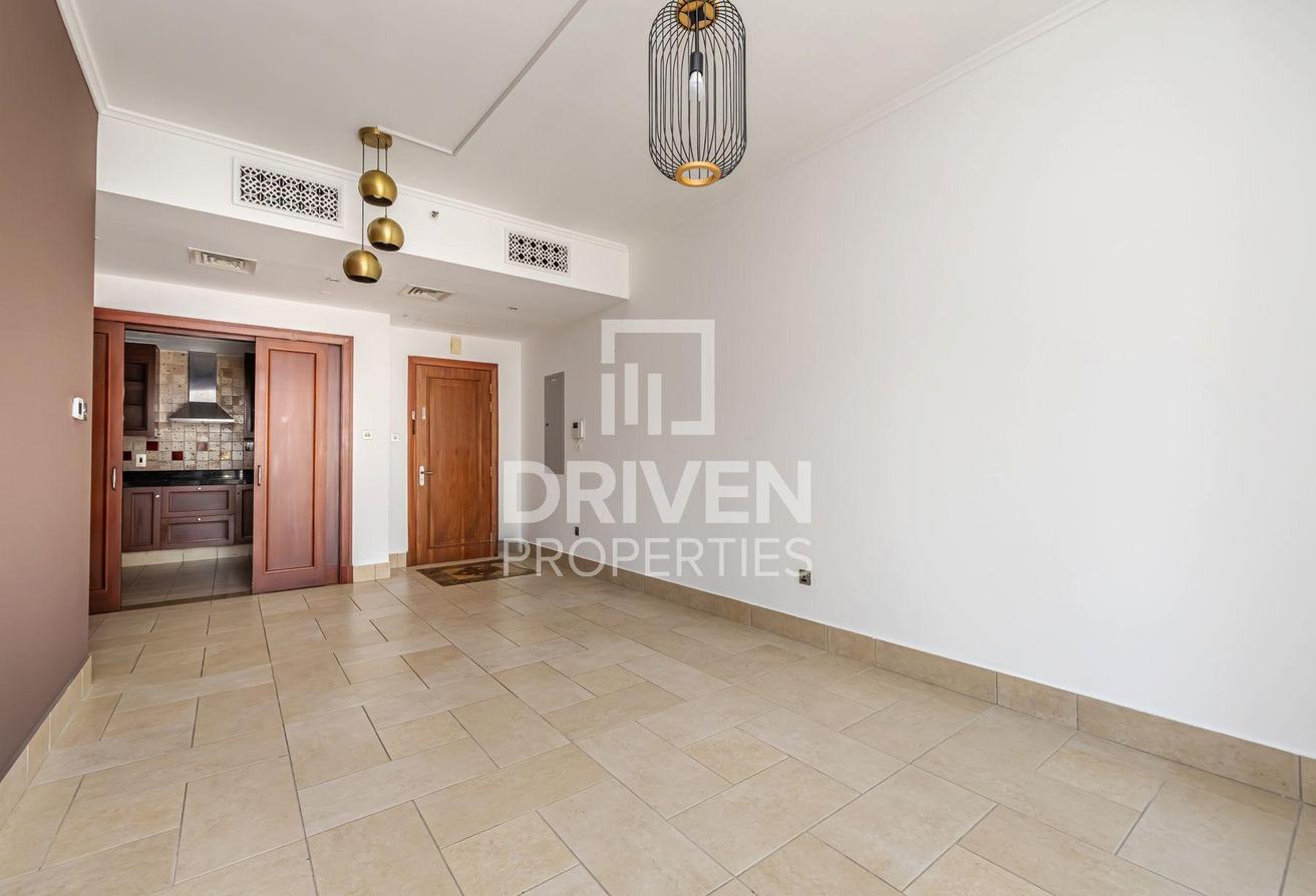 High Floor | Ready to Move in | 4 Cheques photo 4
