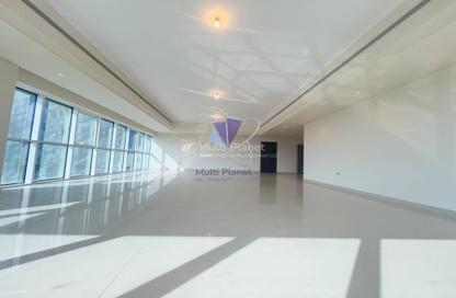 Apartment - 4 Bedrooms - 6 Bathrooms for rent in Corniche Road - Abu Dhabi