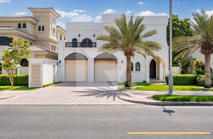 Villa - 4 - 5 for rent in Garden Homes Frond L - Garden Homes - Palm Jumeirah - Dubai Villa - 4 - 5 for rent in Garden Homes Frond L - Garden Homes - Palm Jumeirah - Dubai