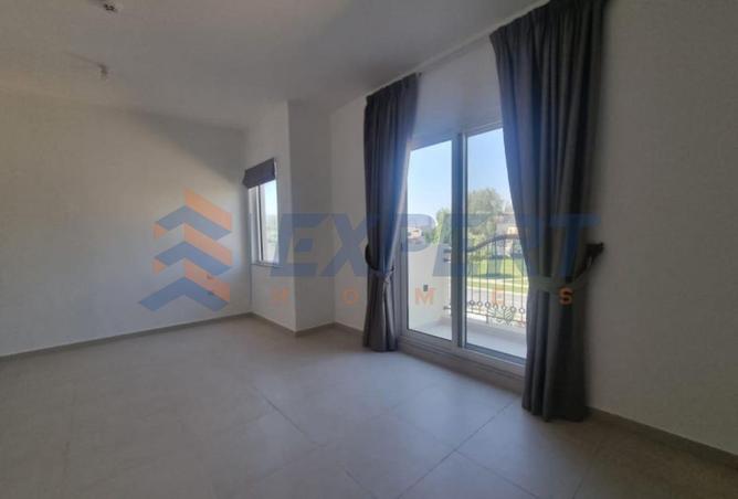 73857563 - Property Image 2