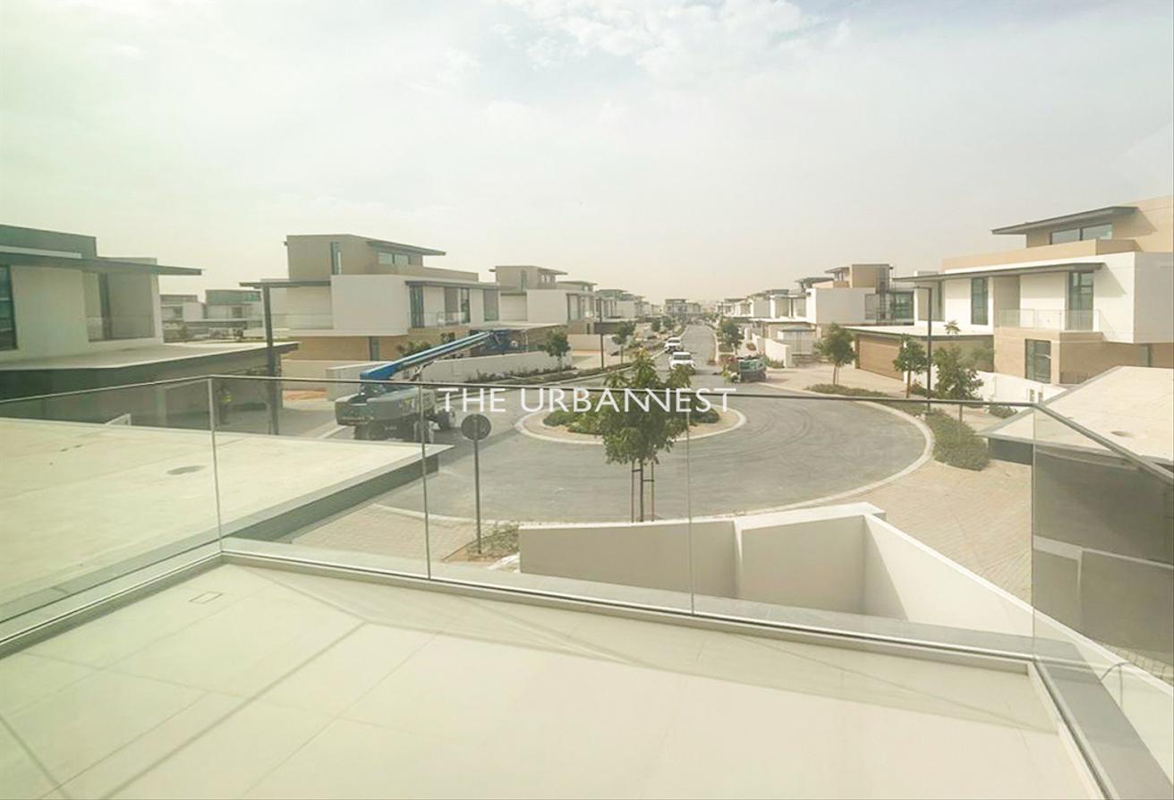 Prime Community l Close to Entrance l Huge Layout photo 21