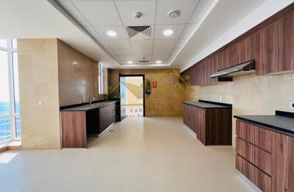 Apartment - 4 Bedrooms - 5 Bathrooms for rent in Escape Tower - Business Bay - Dubai