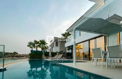 Villa - 5 Bedrooms - 7 Bathrooms for rent in Garden Homes Frond D - Garden Homes - Palm Jumeirah - Dubai