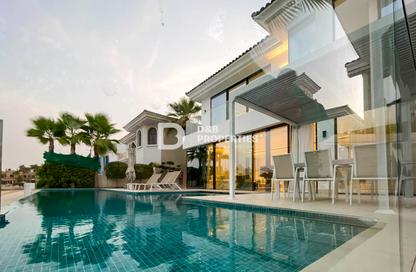 Villa - 5 Bedrooms - 7 Bathrooms for rent in Garden Homes Frond D - Garden Homes - Palm Jumeirah - Dubai