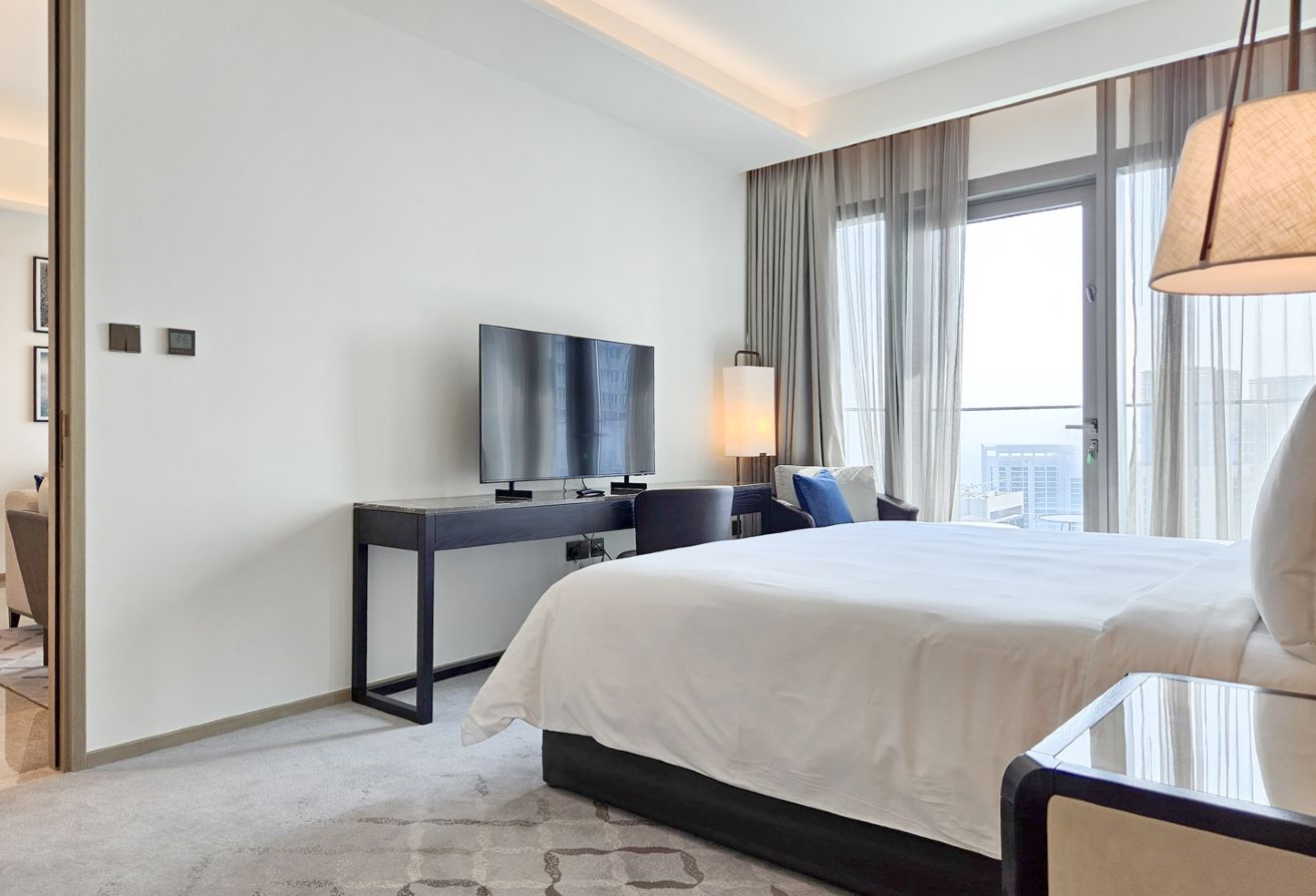 2 bedroom hotel apartment in Address Harbour Point Tower 1, Dubai Creek Harbour (The Lagoons): 6