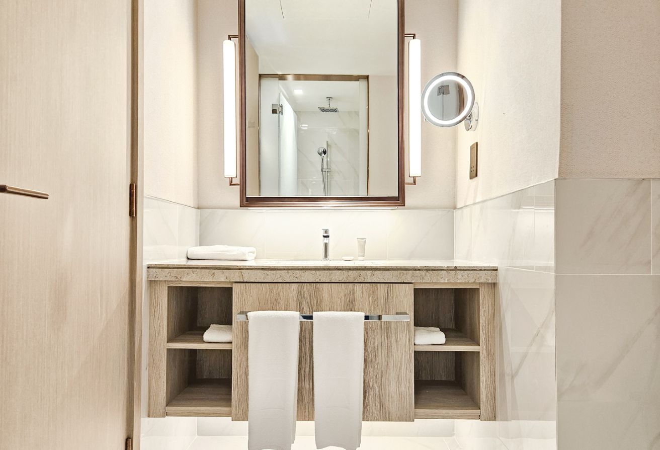 2 bedroom hotel apartment in Address Harbour Point Tower 1, Dubai Creek Harbour (The Lagoons): 18