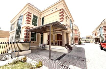 Villa - 5 Bedrooms - 5 Bathrooms for rent in Umm Suqeim 2 Villas - Umm Suqeim 2 - Umm Suqeim - Dubai