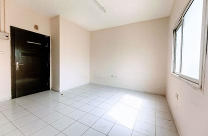 Apartment - Studio - 1 for rent in Fire Station Road - Muwaileh - Sharjah