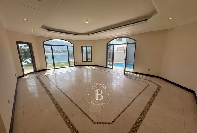 165601331 - Property Image 2