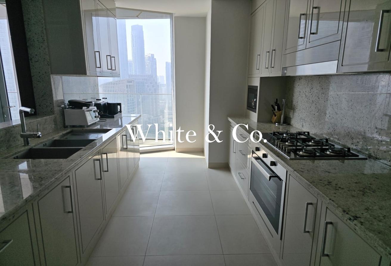 FURNISHED | BURJ KHALIFA VIEW | LUXURY photo 11