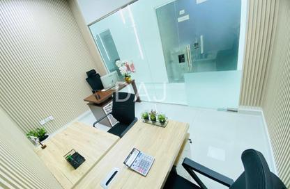 Office Space - Studio - 1 Bathroom for rent in Red Avenue - Al Garhoud - Dubai