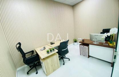 Office Space - Studio - 1 Bathroom for rent in Red Avenue - Al Garhoud - Dubai