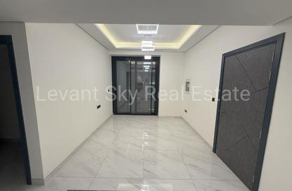 شقة - 2 غرف نوم - 2 حمامات للايجار في سمانا جولف افينيو - ستوديو سيتي - دبي شقة - 2 غرف نوم - 2 حمامات للايجار في سمانا جولف افينيو - ستوديو سيتي - دبي