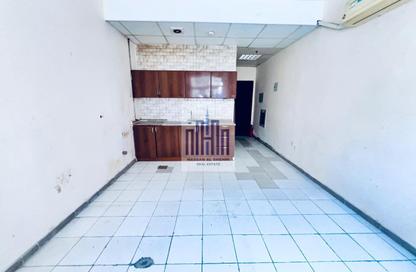 Apartment - Studio - 1 Bathroom for rent in Fire Station Road - Muwaileh - Sharjah
