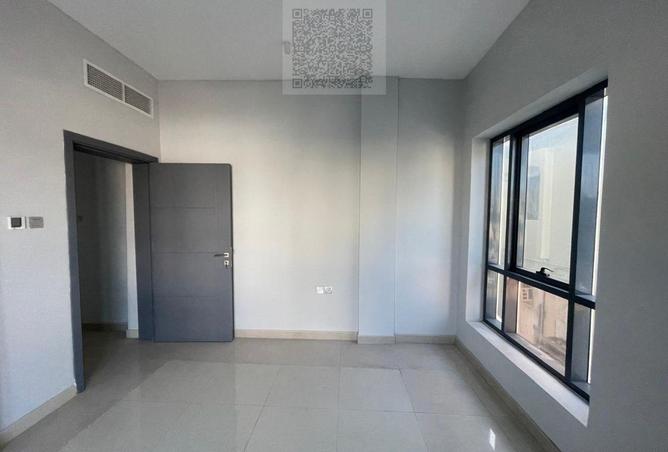 54401189 - صورة العقار 3