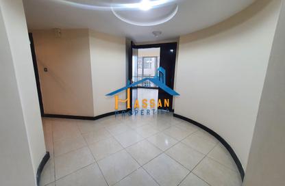 Apartment - 3 Bedrooms - 5 Bathrooms for rent in Saeed Al Ghafli Building - Al Majaz - Sharjah