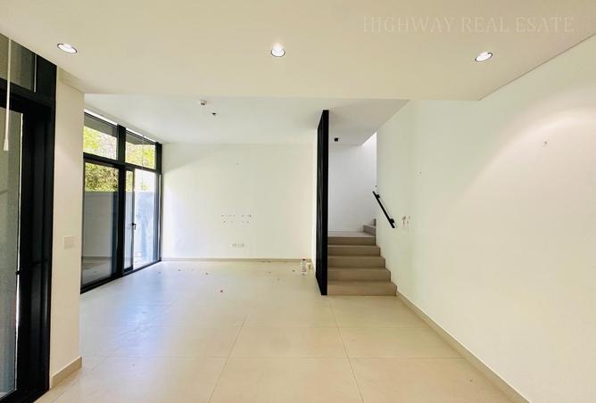 94012602 - Property Image 3