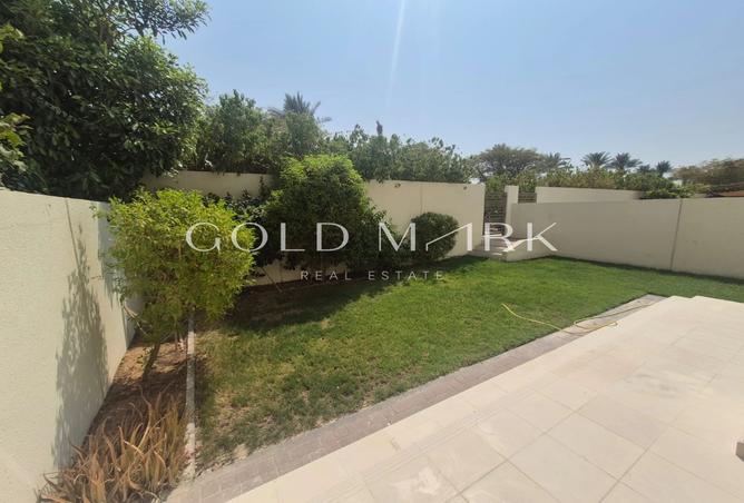 119051017 - Property Image 3