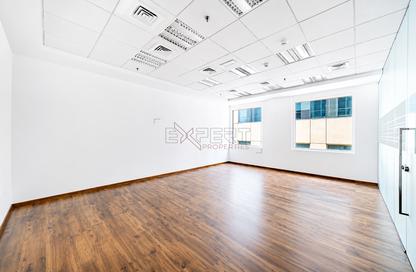 Office Space - Studio - 1 for rent in Bay Square Building 3 - Bay Square - Business Bay - Dubai