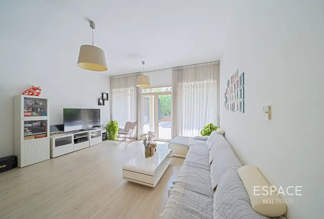 144619326 - Property Image 3