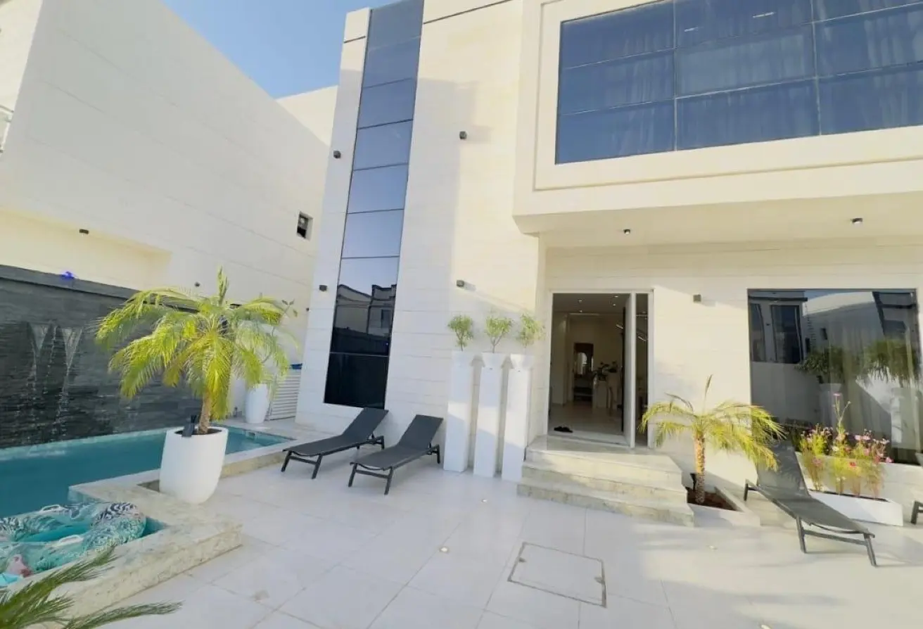 165602599 - Property Main Image