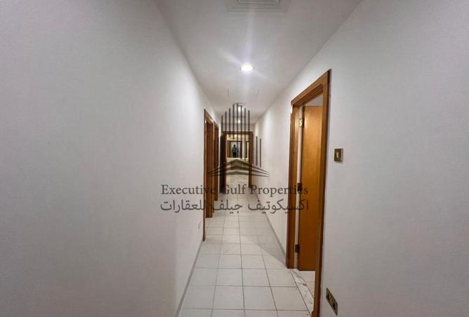 76564012 - صورة العقار 3