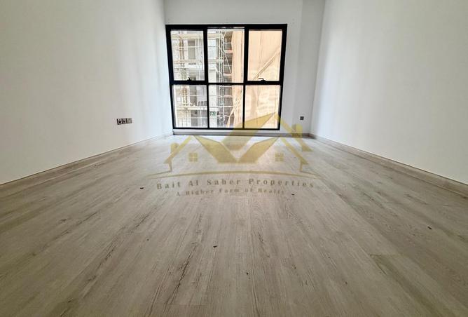 70270528 - Property Image 3