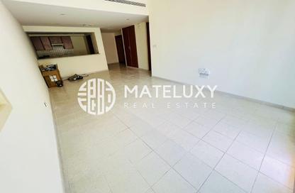 Apartment - 2 Bedrooms - 2 Bathrooms for rent in Al Dhafra 1 - Al Dhafra - Greens - Dubai Apartment - 2 Bedrooms - 2 Bathrooms for rent in Al Dhafra 1 - Al Dhafra - Greens - Dubai