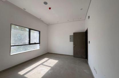 Apartment - 1 Bedroom - 1 Bathroom for rent in Al Qulaya'ah - Al Sharq - Sharjah