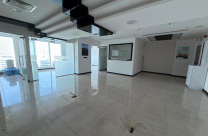 Office Space - 3 Bedrooms - 1 Bathroom for rent in Block B - Al Hudaiba Award Building - Al Mina - Dubai